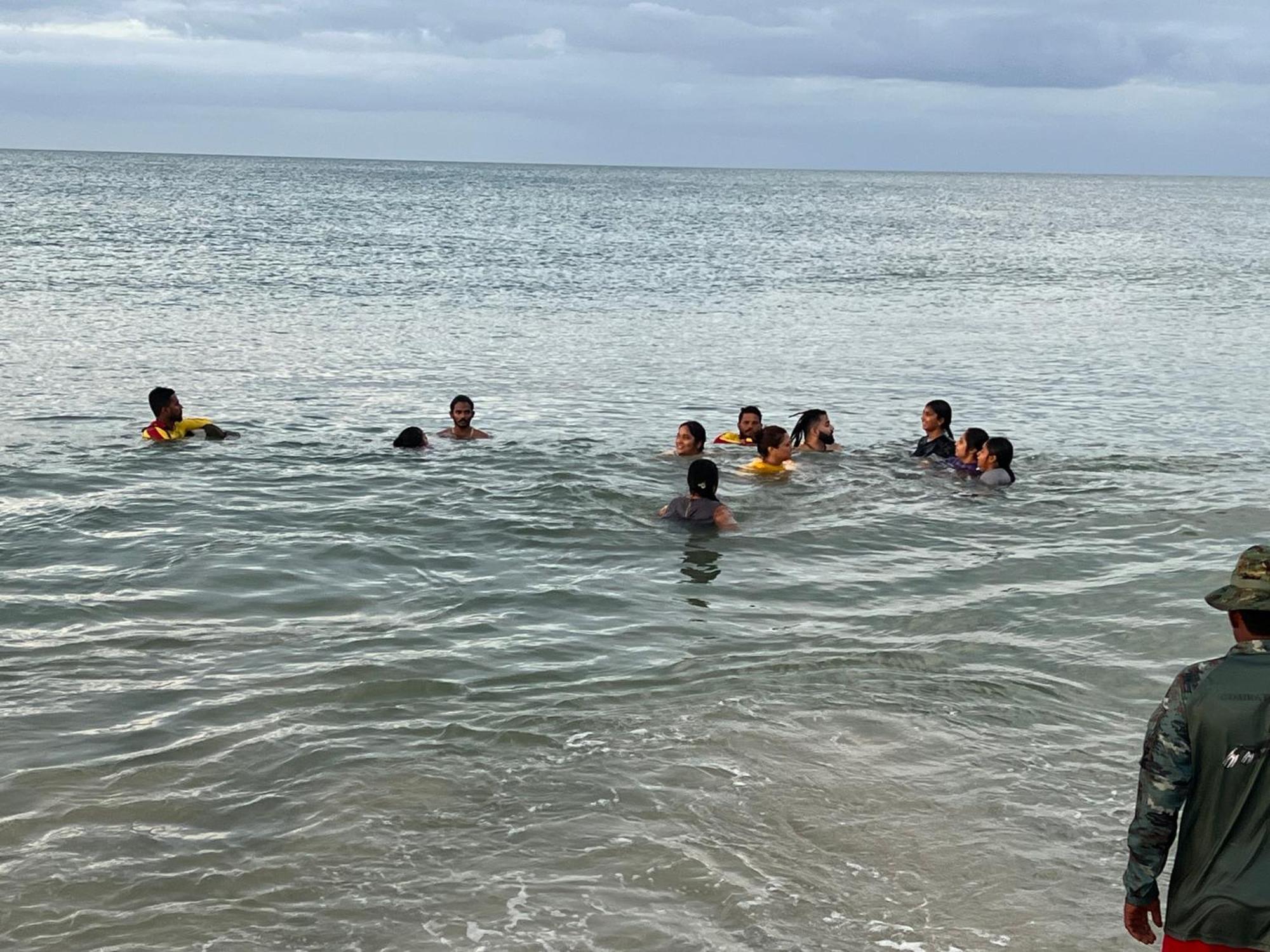 Moxy Bay Arugambay Hotel Arugam Bay Buitenkant foto